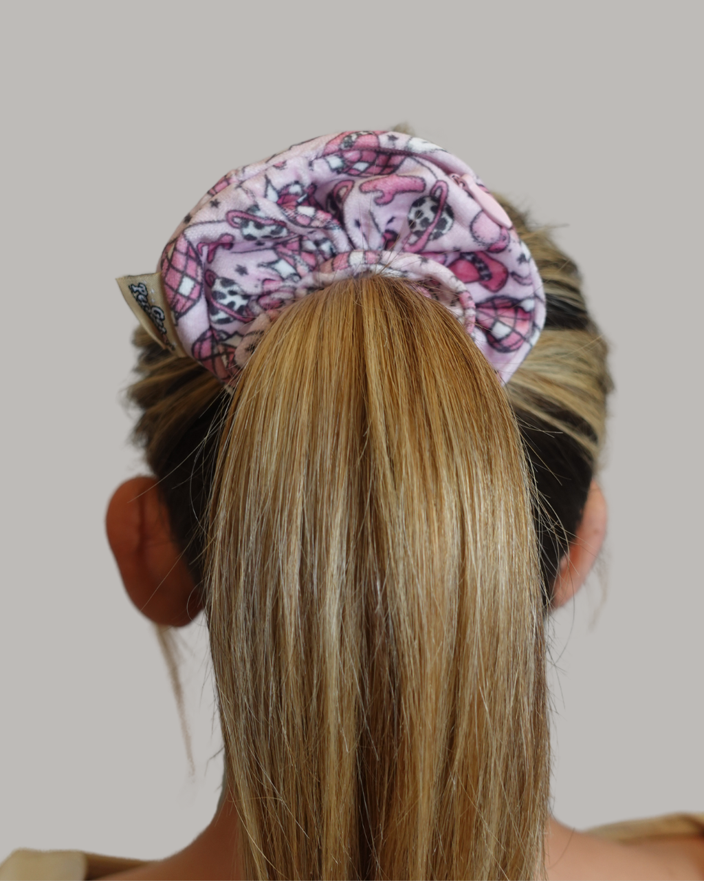 Saddle Safe Safety Zip Scrunchie