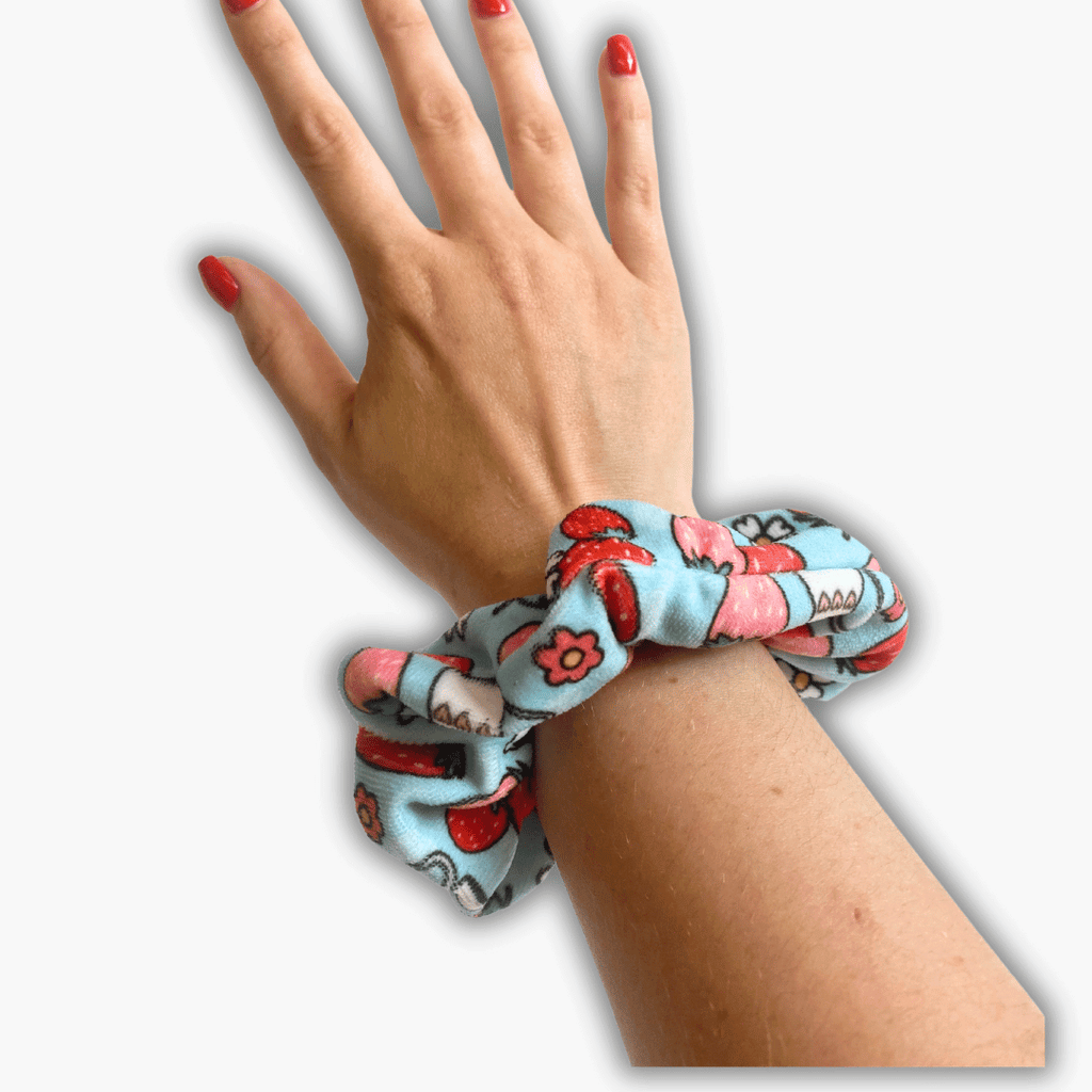 Strawberry Dream Zip safety scrunchie