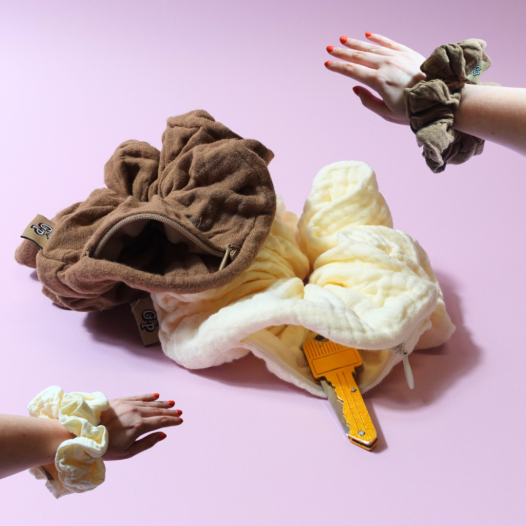 XL Safety Zip Scrunchie